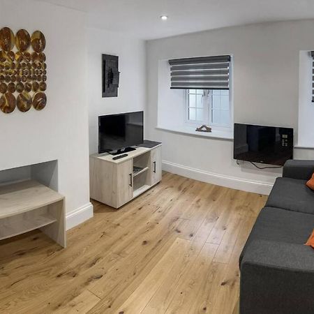 Cosy 1-Bdr W/ Free Parking In Central Reading Luaran gambar