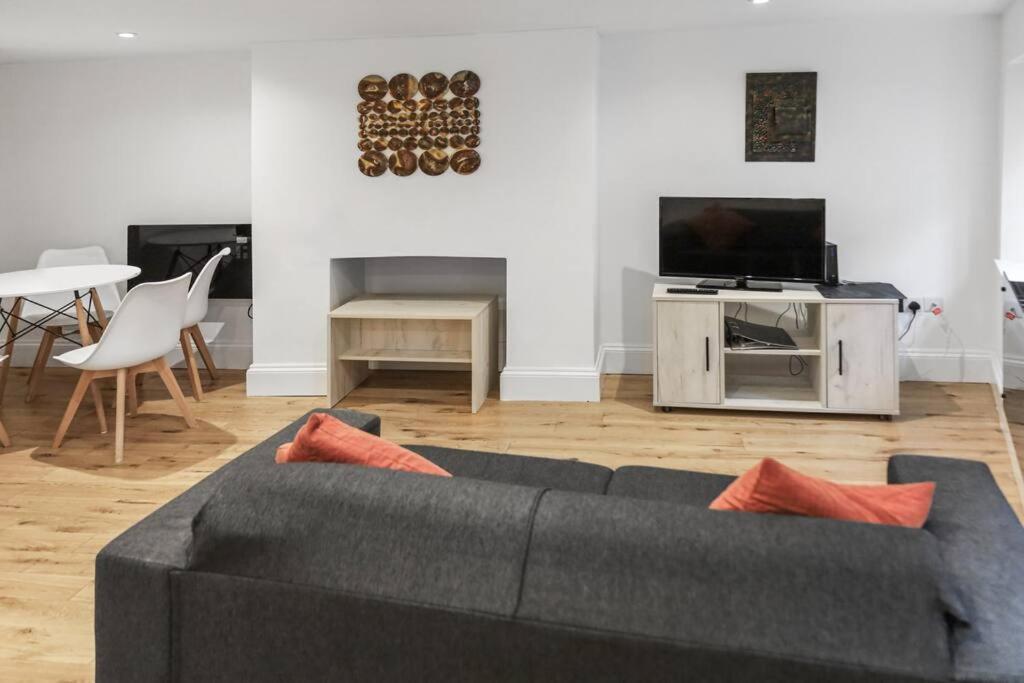 Cosy 1-Bdr W/ Free Parking In Central Reading Luaran gambar