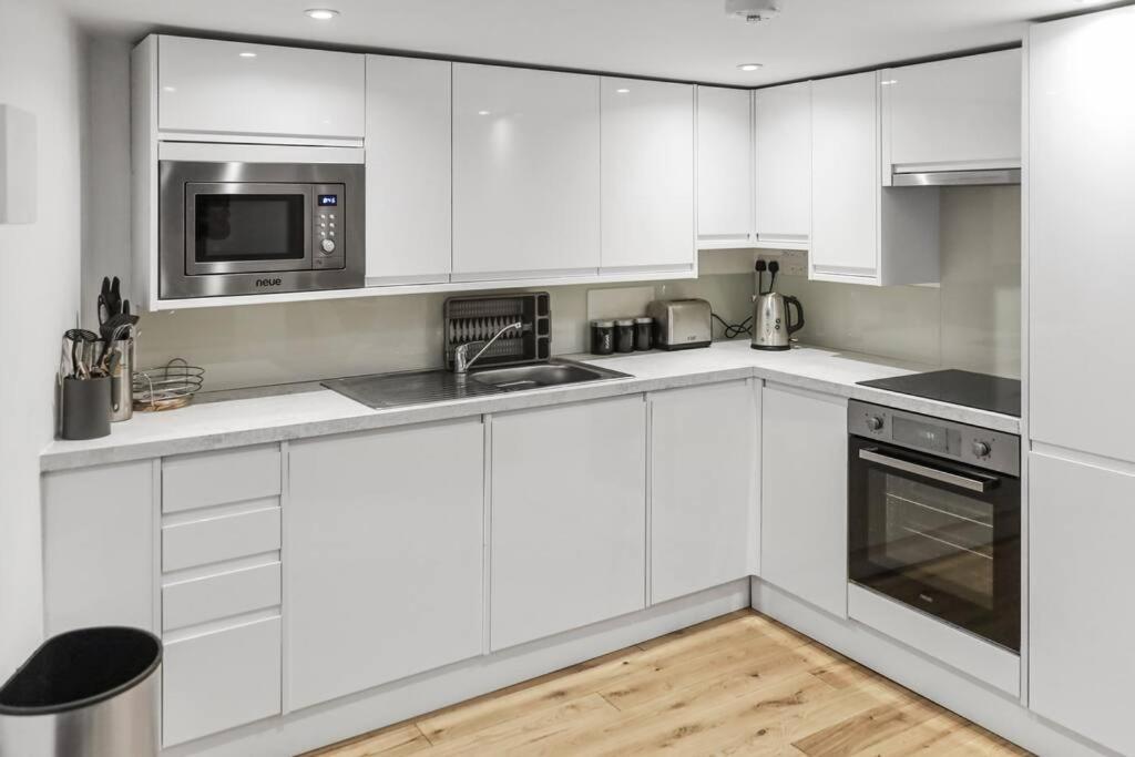 Cosy 1-Bdr W/ Free Parking In Central Reading Luaran gambar