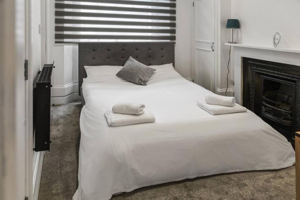 Cosy 1-Bdr W/ Free Parking In Central Reading Luaran gambar